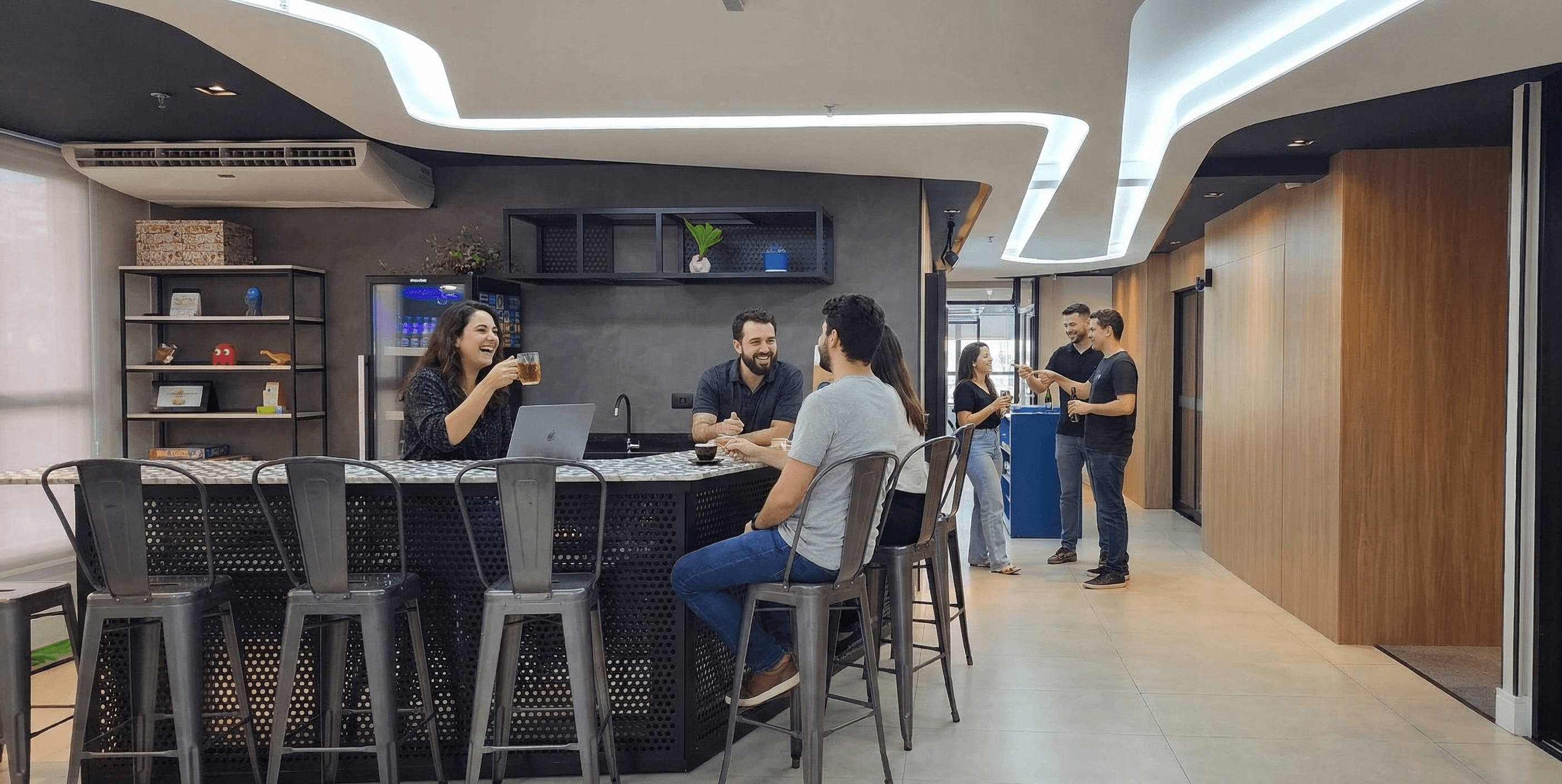 EnzRossi Lounge